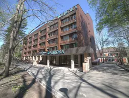 Aurora Park Hotel