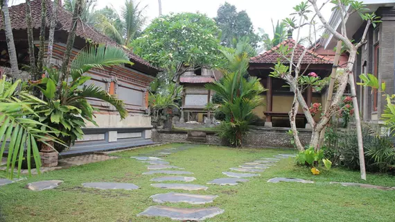 Alam Dania Cottage | Bali - Ubud - Petulu