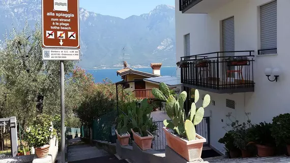 Hotel Augusta Garnì | Lombardy - Brescia (il) - Limone sul Garda