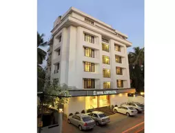 Hotel Aiswarya | Kerala - Ernakulam Bölgesi - Koşin (ve civarı) - Koçi