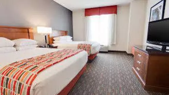 Drury Inn & Suites Greenville | Güney Karolayna - Greenville - Spartanburg (ve civarı) - Greenville