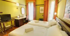 Politeama Palace Hotel | Sicilya - Palermo (vilayet) - Palermo - Ruggero Settimo