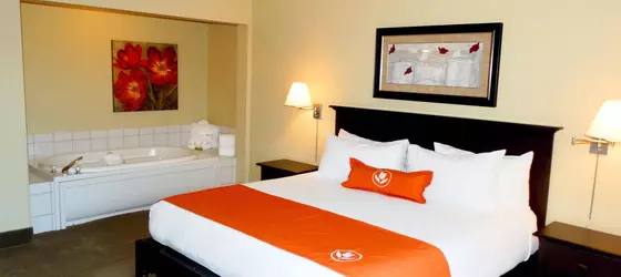 Amsterdam Inn & Suites Sussex | New Brunswick - Sussex