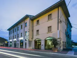 Hotel Postumia | Veneto - Verona (ve civarı) - Villafranca di Verona