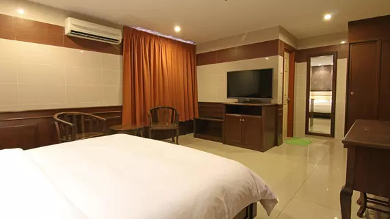 Lucky Hotel | Perak - Ipoh