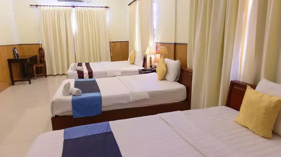 Sihanoukville Plaza Hotel | Koh Kong - Sihanoukville (ve civarı) - Sihanoukville - Mittakpheap