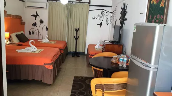 Suites Fenicia | Quintana Roo - Solidaridad - Playa del Carmen