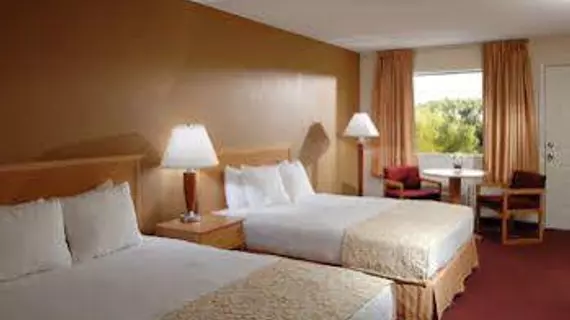 Whispering Hills Inn | Missouri - Branson (ve civarı) - Branson - Branson Theater District