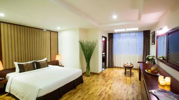 Royal Lotus Hotel Saigon | Binh Duong (vilayet) - Ho Şi Min Şehri (ve civarı) - Ho Chi Minh City - Quận 1 - Japon Mahallesi