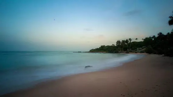 Ananthaya Beach | Southern Province - Hambantota Bölgesi - Ranna