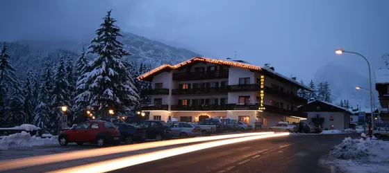 Nord Hotel | Veneto - Belluno (vilayet) - Cortina d'Ampezzo