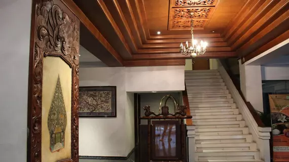 Hotel Mutiara Malioboro Yogyakarta | Yogyakarta Özel Bölgesi - Yogyakarta (ve civarı) - Yogyakarta - Gedongtengen