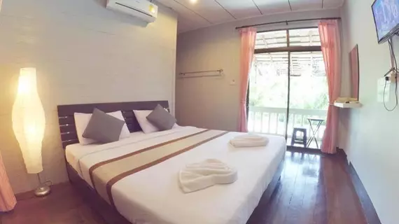 Marina Hut Guest House | Krabi İli - Ko Lanta