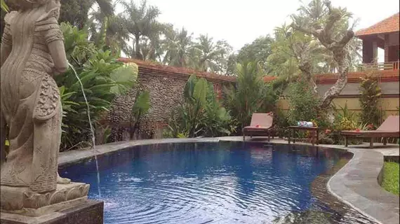 BUDHI AYU VILLAS | Bali - Ubud