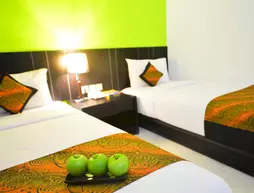 J Hotel - Bandara Soekarno Hatta | West Java - Cakarta (ve civarı) - Tangerang