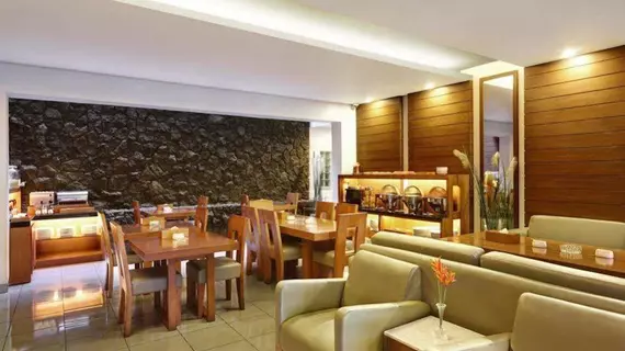 Ilos Hotel | West Java - Bandung (ve civarı) - Bandung