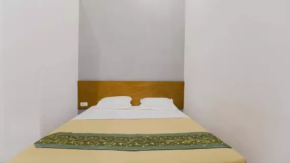 Santo Guest House | Doğu Cava - Surabaya