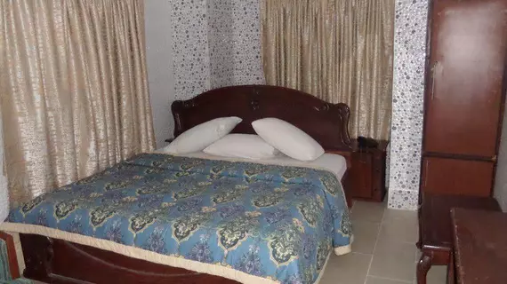 Cynergy Suites Festac Town | Lagos (ve civarı) - Lagos