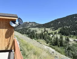 Yellowstone Mountain Cabins | Montana - Gardiner