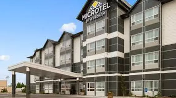 Microtel Inn & Suites By Wyndham Whitecourt | Alberta - Whitecourt (ve civarı) - Whitecourt