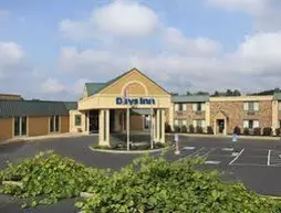 Days Inn and Suites Richfield | Ohio - Cleveland (ve civarı) - Richfield