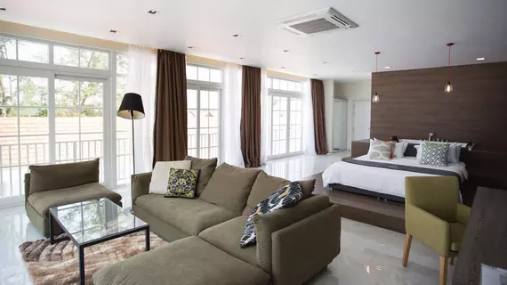 White Boutique | Koh Kong - Sihanoukville (ve civarı) - Sihanoukville - Mittakpheap