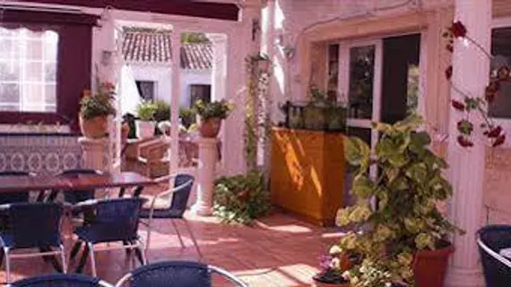 Hostal La Paloma I | Valencia Bölgesi - Alicante (vilayet) - Marina Alta - Calpe