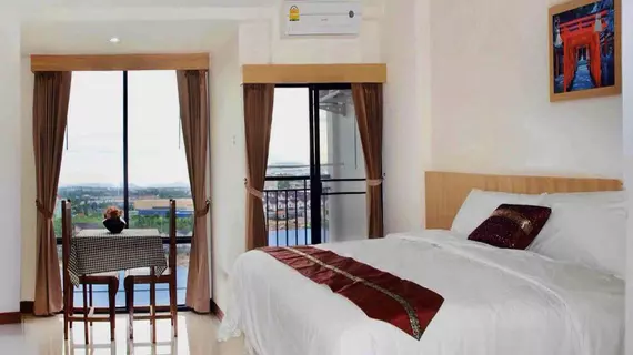 Sakura Boutique Hotel and Resident | Rayong İli