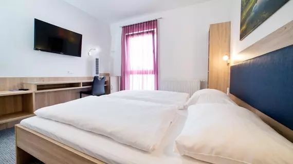 Cleverhotel | Lower Austria (Aşağı Avusturya) - Herzogenburg