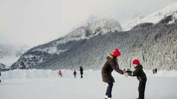 Mountaineer Lodge | Alberta - Lake Louise