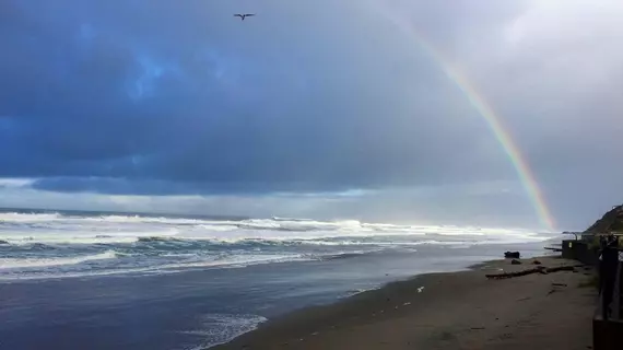 Sandcastle Beachfront Motel | Oregon - Oregon Coast - Lincoln City