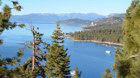 Where Eagles Fly Bed & Breakfast | Kaliforniya - Lake Tahoe (ve civarı) - Zephyr Cove