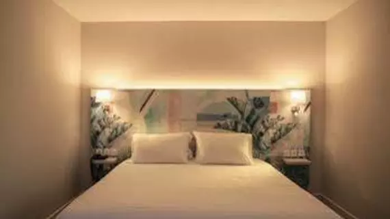 H Hôtel | Provence - Alpes - Cote d'Azur - Var - Toulon - Hyeres (ve civarı) - Hyeres - Hyères Kent Merkezi