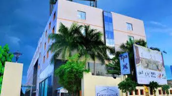 Hotel Sabari Classic | Tamil Nadu - Tiruvallur - Chennai (ve civarı) - Chengalpattu - Navalur