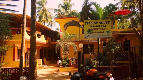 Yellow House | Goa - Kuzey Goa - Vagator