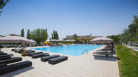 Cross Resort | Erivan (ve civarı) - Yerevan