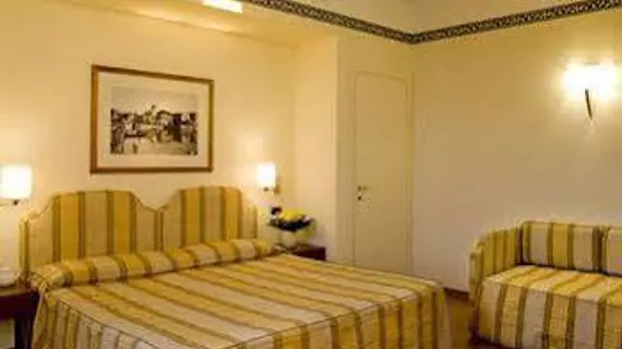 Hotel Sirmione | Lombardy - Brescia (il) - Sirmione