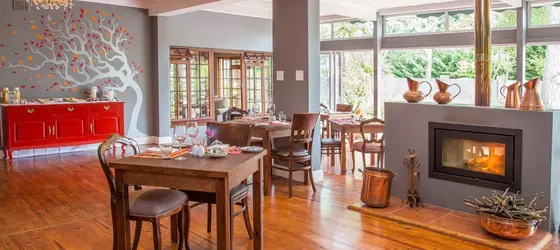 Willowbrook Lodge Guest House | Western Cape (il) - West Coast DC - Drakenstein - Cape Town (ve civarı) - Cape Town - Somerset West