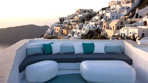 Andronikos Santorini | Ege Adaları - Santorini