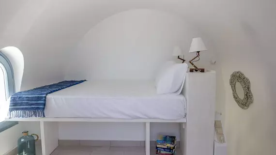 Enastron Suites | Ege Adaları - Santorini