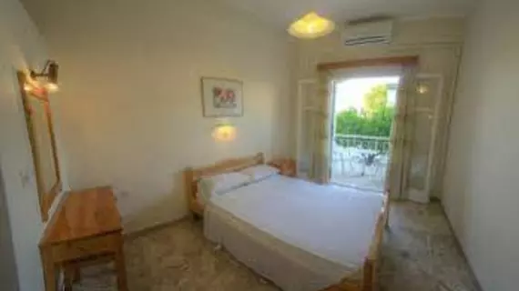 Hotel Benitses Arches | İyon Adaları - Korfu - Achilleio