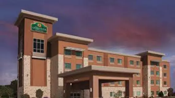 La Quinta Inn & Suites Houston NW Beltway 8/ West RD | Teksas - Houston (ve civarı) - Houston