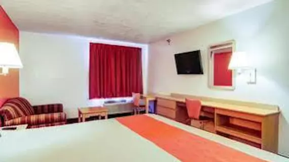 Motel 6 - Columbia | Missouri - Columbia (ve civarı) - Columbia