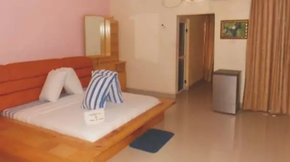 Sheriffyt Royal and Suites | Lagos (ve civarı) - Ikorodu