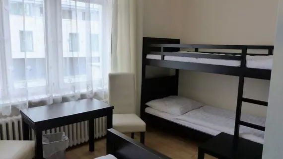 Hotel-Pension Charlottenburg | Berlin (ve civarı) - Charlottenburg-Wilmersdorf - Wilmersdorf