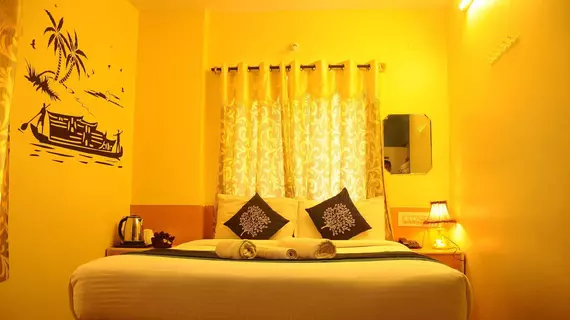 Ample Inn | Karnataka - Bengaluru (ve civarı) - Bengaluru