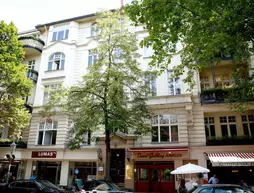 Hotel Pension Fasanenhaus | Berlin (ve civarı) - Tempelhof-Schoeneberg - Diplomatic Quarter - Batı Berlin Merkezi