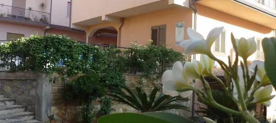 B&B La Torretta | Sicilya - Messina (vilayet) - Gioiosa Marea