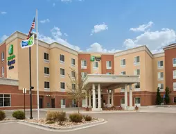 Holiday Inn Express & Suites Denver North - Thornton | Kolorado - Denver (ve civarı) - Thornton