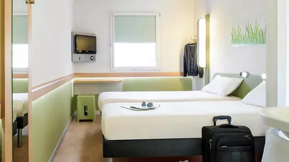 ibis budget Aix Les Bains - Grésy | Auvergne-Rhone-Alpes - Savoie (bölge) - Aix-les-Bains (ve civarı) - Gresy-sur-Aix